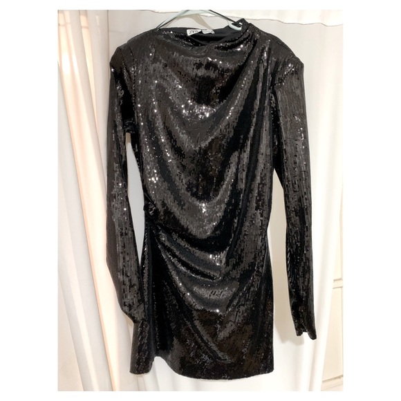 Zara Dresses & Skirts - Zara dress